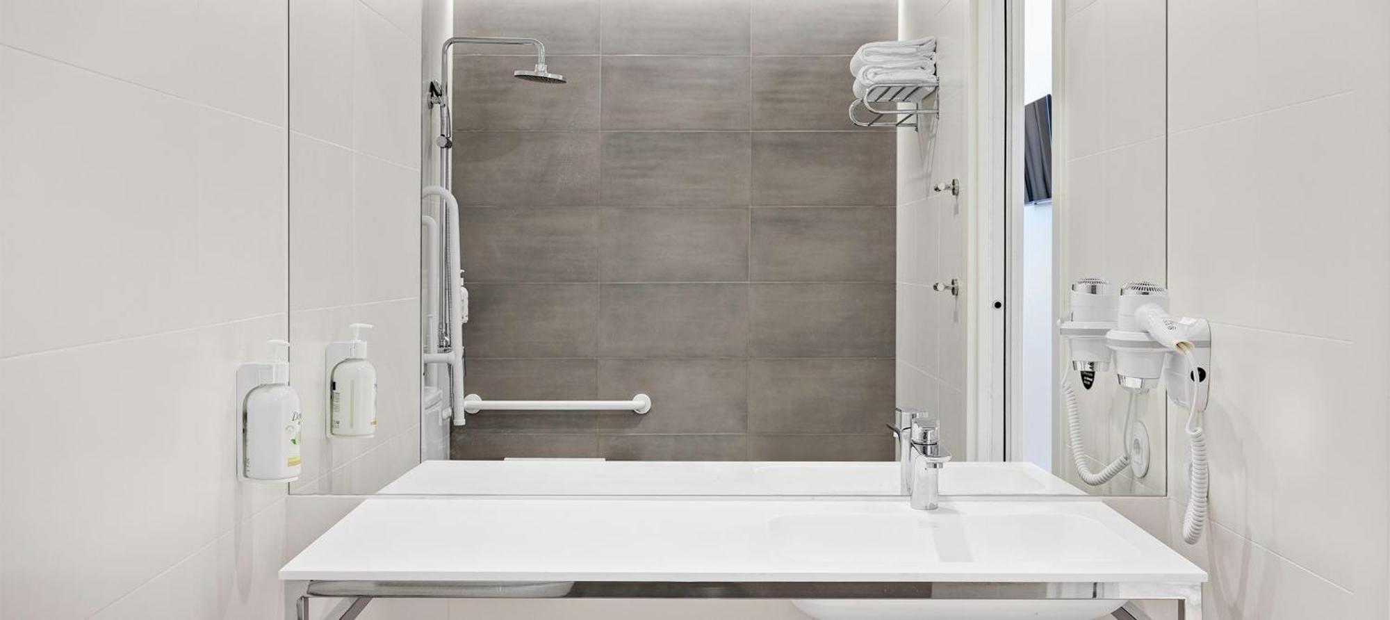 B&B Hotel Madrid Tres Cantos Luaran gambar